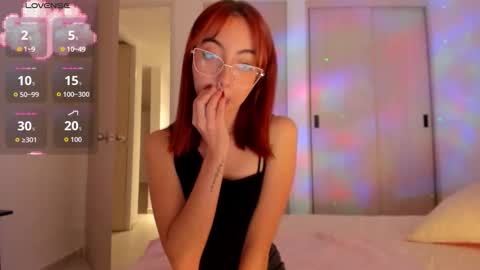 Snapshot of ibizahills chatting on 09-10-25, 02:55 Ibiza online show from 09-10-25, 02:55