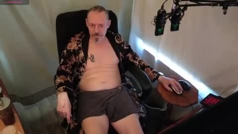 Snapshot of ibrichyrich chatting on 06-23-26, 12:19 Rich online show from 06-23-26, 12:19