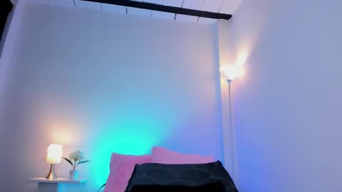 Snapshot of ice_grace chatting on 11-13-25, 09:30 ice online show from 11-13-25, 09:30