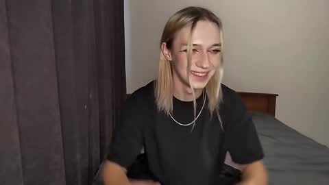 Jade online show from 11-20-25, 12:49