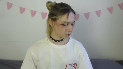 Snapshot of icebenz chatting on 03-17-26, 02:31 Jade online show from 03-17-26, 02:31