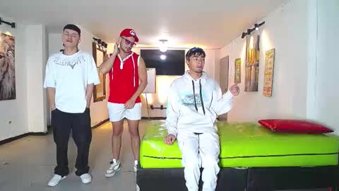 THOMAS AND DAMIAND online show from 11-28-25, 12:30