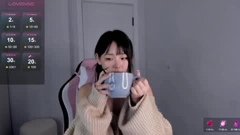 Hitomi   online show from 10-03-25, 09:56