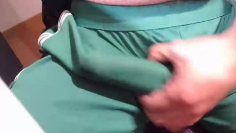 Snapshot of icky_thumps chatting on 11-22-25, 06:01 icky_thumps online show from 11-22-25, 06:01