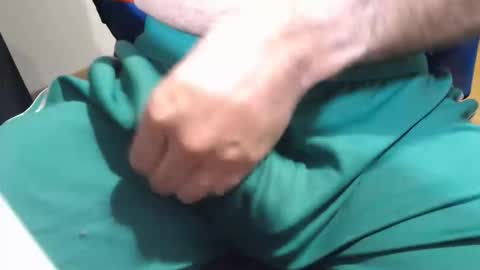 Snapshot of icky_thumps chatting on 11-23-25, 06:02 icky_thumps online show from 11-23-25, 06:02