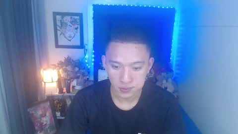 Snapshot of iconicmateo chatting on 12-29-24, 03:22 Mateo online show from 12-29-24, 03:22