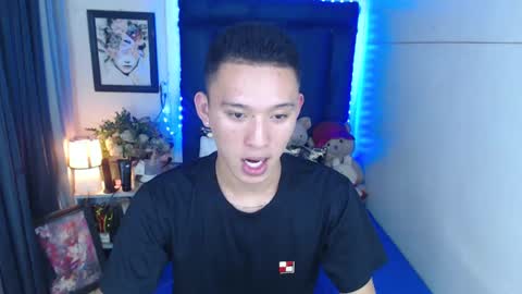 Snapshot of iconicmateo chatting on 12-29-24, 06:56 Mateo online show from 12-29-24, 06:56