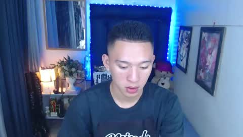 Snapshot of iconicmateo chatting on 01-16-25, 08:25 Mateo online show from 01-16-25, 08:25
