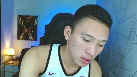 Snapshot of iconicmateo chatting on 02-23-25, 10:53 Mateo online show from 02-23-25, 10:53