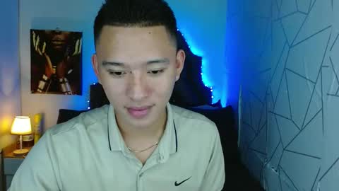 Snapshot of iconicmateo chatting on 02-28-25, 11:03 Mateo online show from 02-28-25, 11:03