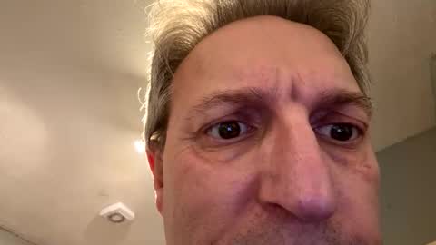 icums4u online show from 11-05-25, 04:40