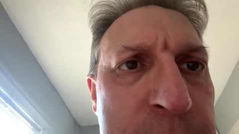 Snapshot of icums4u chatting on 03-31-26, 04:18 icums4u online show from 03-31-26, 04:18