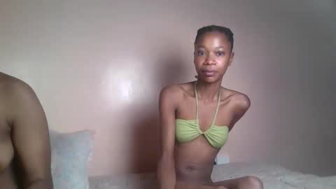 icyberry_ online show from 02-02-26, 01:21