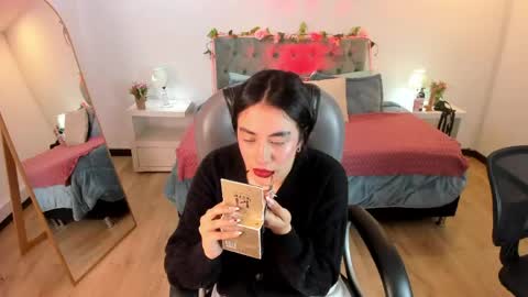 Icy online show from 05-14-26, 11:28