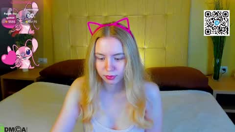 Snapshot of ida_lewiss chatting on 04-28-26, 02:27 Ida online show from 04-28-26, 02:27