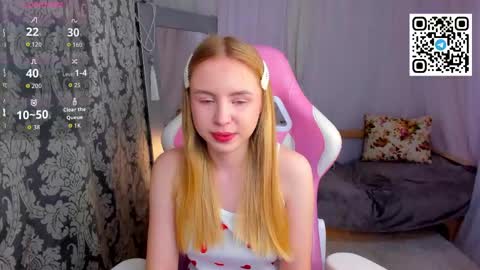 Snapshot of ida_lewiss chatting on 05-07-26, 01:55 Ida online show from 05-07-26, 01:55