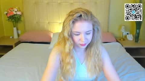 Snapshot of ida_lewiss chatting on 05-09-26, 01:00 Ida online show from 05-09-26, 01:00