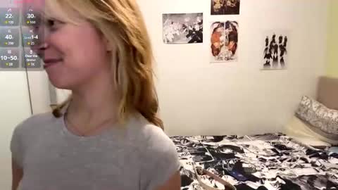 Sarah online show from 06-22-26, 07:22