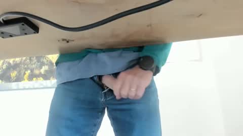 idfunguy2023 online show from 09-21-25, 07:48