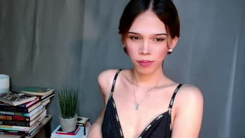 Snapshot of idontgive_afuck chatting on 05-31-26, 06:31 Lana But you can spell it backwards online show from 05-31-26, 06:31