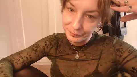 Snapshot of ifk_donkeysfr chatting on 09-28-25, 09:47 Ifk Donkeys online show from 09-28-25, 09:47