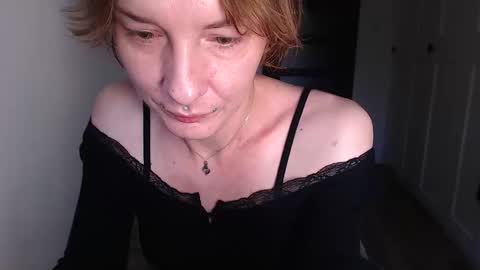 Snapshot of ifk_donkeysfr chatting on 10-25-25, 08:00 Ifk Donkeys online show from 10-25-25, 08:00