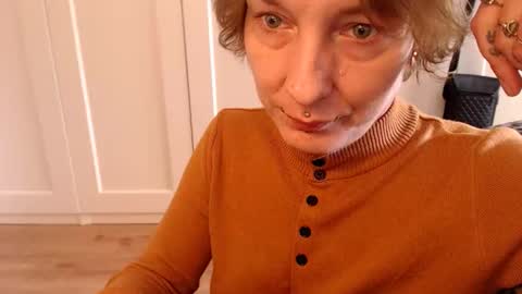 Snapshot of ifk_donkeysfr chatting on 10-30-25, 10:27 Ifk Donkeys online show from 10-30-25, 10:27