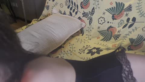 Belle online show from 01-14-25, 05:45