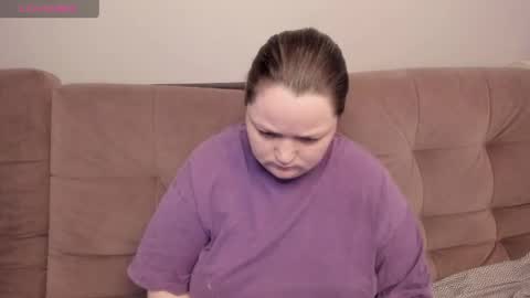 Snapshot of ihaveasecret_ chatting on 04-25-26, 03:31 Alice online show from 04-25-26, 03:31