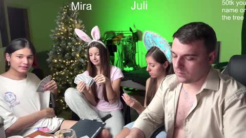 Snapshot of ihavepaws33 chatting on 12-24-24, 05:23 Julia and Mira online show from 12-24-24, 05:23