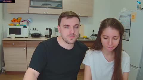 Snapshot of ihavepaws33 chatting on 01-06-25, 04:55 Julia and Mira online show from 01-06-25, 04:55