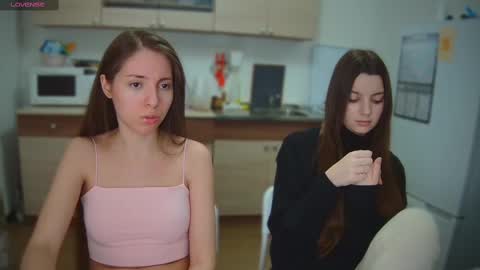 Snapshot of ihavepaws33 chatting on 02-27-25, 04:21 Julia and Mira online show from 02-27-25, 04:21