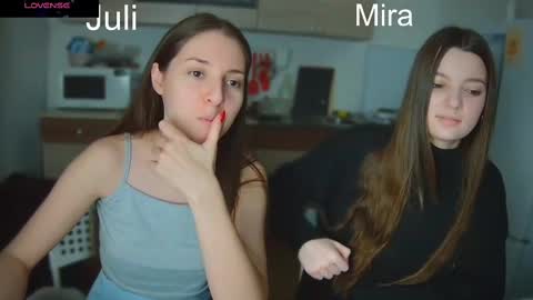 Snapshot of ihavepaws33 chatting on 02-28-25, 03:48 Julia and Mira online show from 02-28-25, 03:48