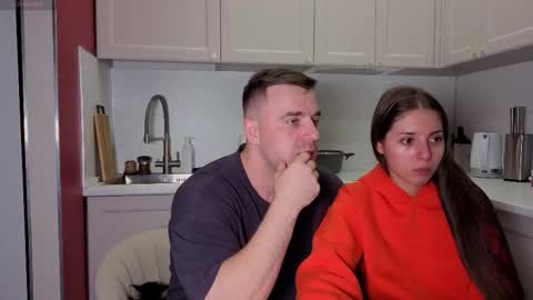 Julia and Mira online show from 09-22-25, 05:37