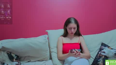 Julia and Mira online show from 05-01-26, 05:28