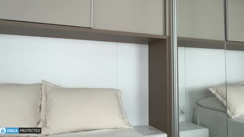 Ivy online show from 02-10-26, 06:23