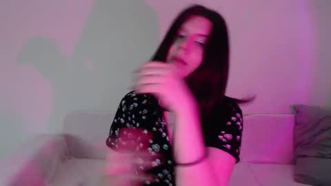 Vella online show from 10-06-25, 10:02