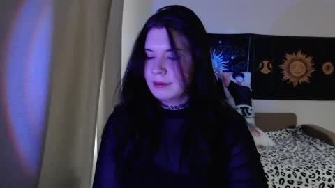 Vella online show from 05-04-26, 02:02