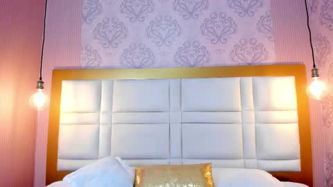 iisabella_hot02 online show from 09-18-25, 01:24