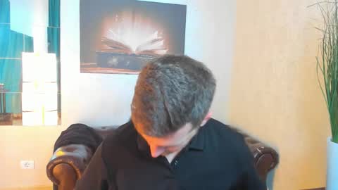 Snapshot of ikergale chatting on 10-20-25, 10:27 IkerGale online show from 10-20-25, 10:27