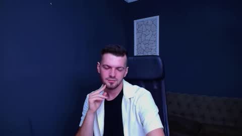 Snapshot of ikergale chatting on 10-25-25, 10:23 IkerGale online show from 10-25-25, 10:23