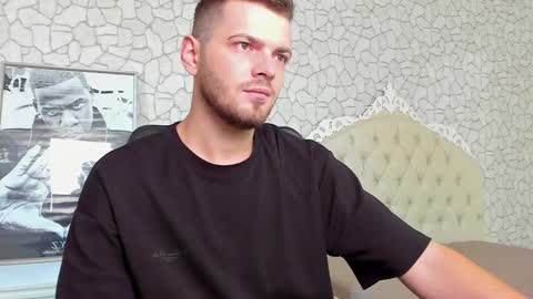 Snapshot of ikergale chatting on 10-28-25, 11:36 IkerGale online show from 10-28-25, 11:36