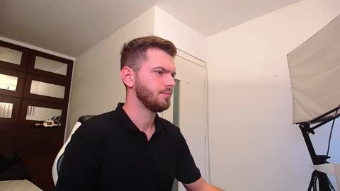 Snapshot of ikergale chatting on 11-06-25, 06:14 IkerGale online show from 11-06-25, 06:14