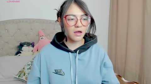 Snapshot of iki_mei chatting on 02-11-25, 03:40 Maria online show from 02-11-25, 03:40