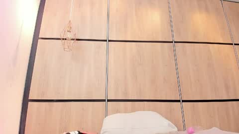 ikia lopez online show from 05-11-26, 02:45