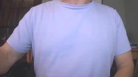 Snapshot of il_undercover chatting on 12-03-24, 11:33 il_undercover online show from 12-03-24, 11:33