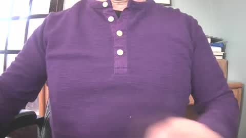 Snapshot of il_undercover chatting on 12-23-24, 04:17 il_undercover online show from 12-23-24, 04:17