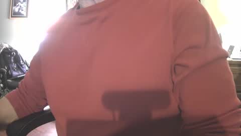 Snapshot of il_undercover chatting on 12-27-24, 11:39 il_undercover online show from 12-27-24, 11:39