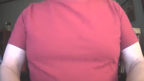 Snapshot of il_undercover chatting on 01-17-25, 10:33 il_undercover online show from 01-17-25, 10:33