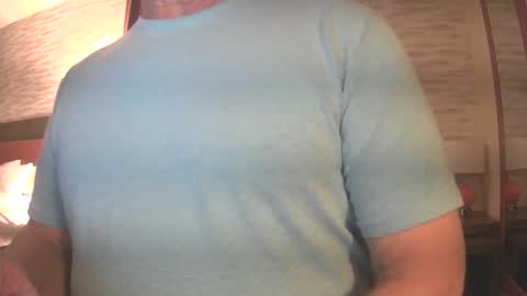 Snapshot of il_undercover chatting on 02-04-25, 03:44 il_undercover online show from 02-04-25, 03:44